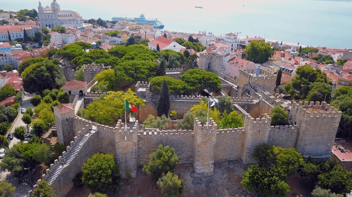 6 - Sao Jorge's Castle