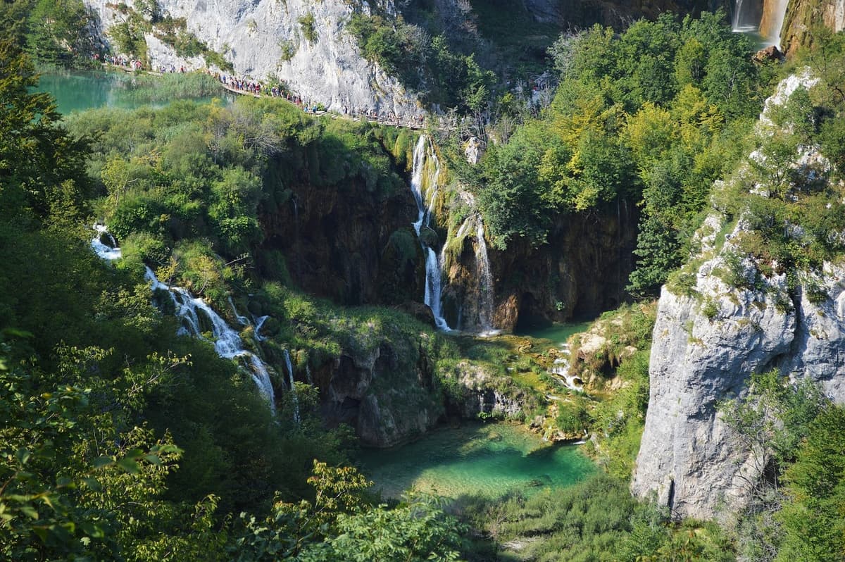 4 - Plitvice Lakes National Park