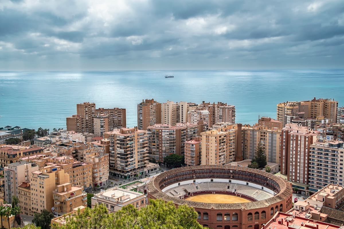 8 - Málaga