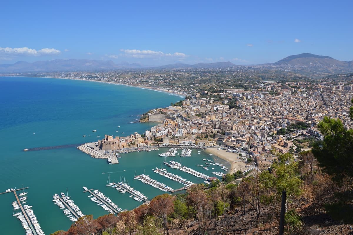 8 - Sicily