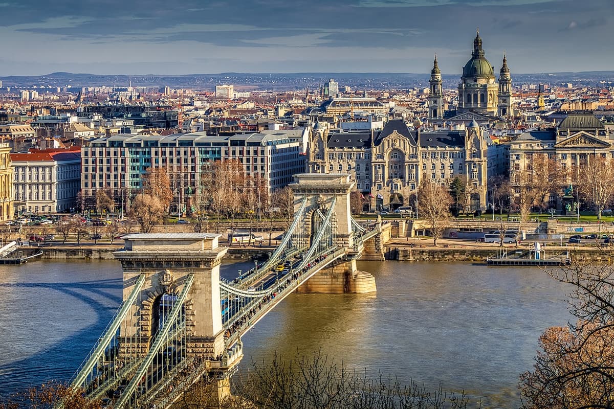 12 - Budapest